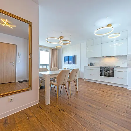 House Managers - Lighthouse * Gdaňsk
